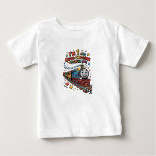 1歳の誕生日 蒸気機関車のように人生を突き進む キッズTシャツ ベビーTシャツ