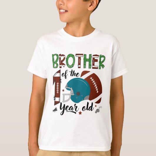 1歳の足元が1年落ちる兄 1年目 Tシャツ (正面)