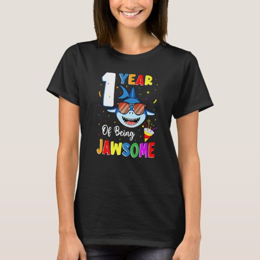 1歳ジャオソフザメ1歳1歳 Tシャツ (正面)