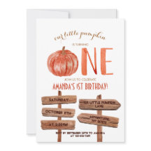 1歳1歳の誕生日の水の色かぼちゃ