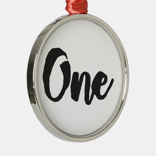 1歳1歳の誕生日誕生日 メタルオーナメント (右)