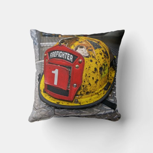 #1消防士の枕 クッション (裏面)