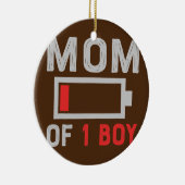 1男の子の母の低いバッテリー疲れたママと息子 セラミックオーナメント (右)