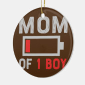 1男の子の母の低いバッテリー疲れたママと息子 セラミックオーナメント (左)