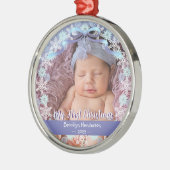 1番目のクリスマスの新生児写真の名前ライトブルーパープル メタルオーナメント (左)