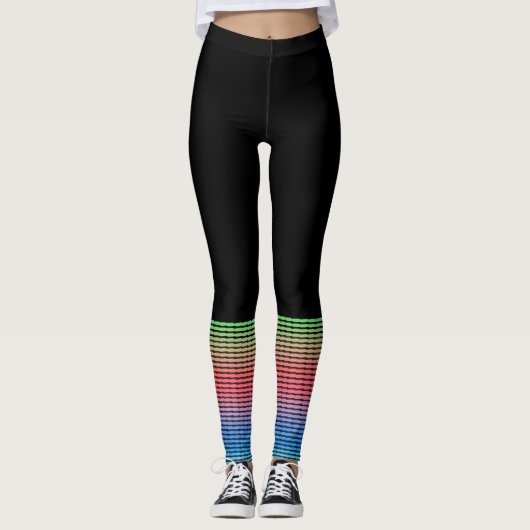 1色およびカラフルは膝の高さのソックスを縞で飾ります レギンス (正面)