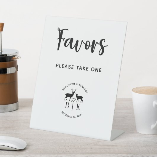 1頭の鹿モノグラムを素朴飲み結婚込む 台座サイン (インサイチュ)