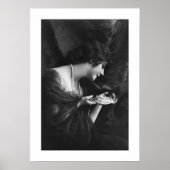 10の黒と白のドレープ華美リーの真珠 ポスター (正面)