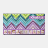 10フォトジグカラフルザグパーソナライズされた デスクマット (正面)