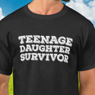 10代おもしろいの娘の生存者 Tシャツ