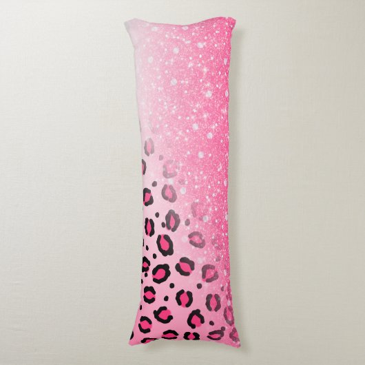10代のな女の子のためのきらめくピンクのヒョウのプリントの装飾 ボディピロー (正面縦)