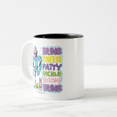 10代のタイタン行け! |サイボーグバーガーラップの ツートーンマグカップ (正面左)