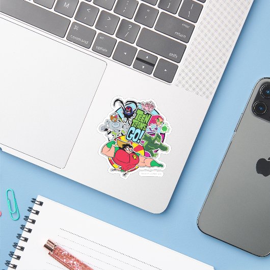 10代のタイタン行け！ |チームグループグラフィック シール (ノートパソコンとiPhone)