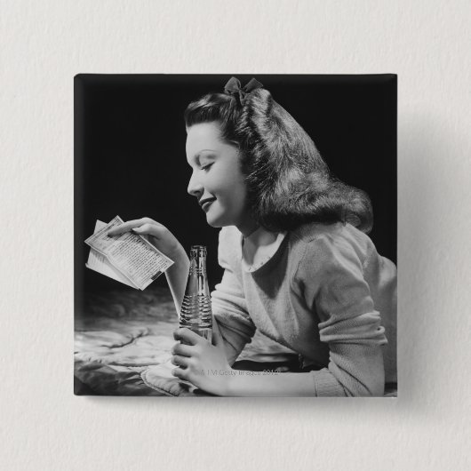 10代の少女 缶バッジ (正面)