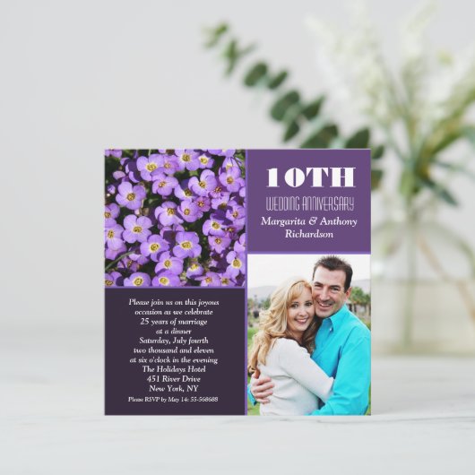 10周年記念の花をモチーフにしたモダンな写真の招待状 招待状 (スタンド正面)