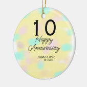 10周年記念の黄色いパステル名レトロボ セラミックオーナメント (左)