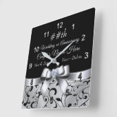 10周年、25周年、60周年記念ギフト、またはあらゆる年数 スクエア壁時計 (傾斜)