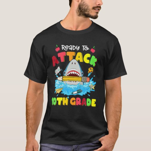 10年生のサメ好き少年を攻撃する準備ができて Tシャツ (正面)