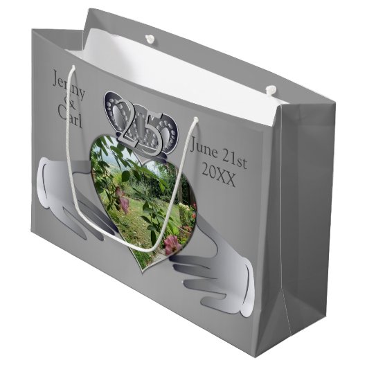 10日、11日、20日、25日、写真記念日クラドー ラ ラージペーパーバッグ (正面アングル)