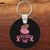 10月に我々は衣服ピンクの乳がん女性 キーホルダー (正面)