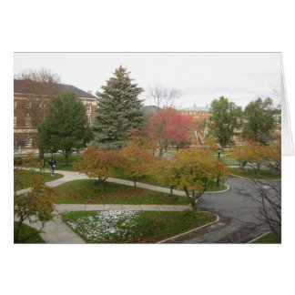 10月の雪の溶解としてRPIのキャンパス