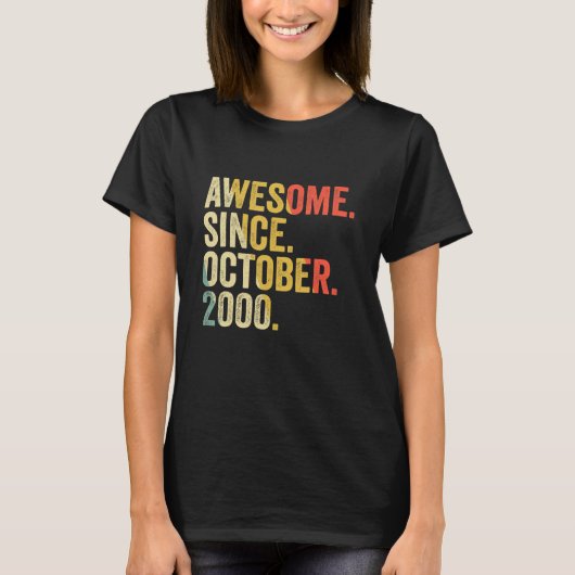 10月以来22歳素晴らし22誕生日 Tシャツ (正面)