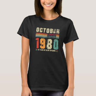 10月以来42歳のレトロ素晴らし誕生日 Tシャツ