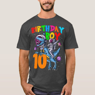10歳の誕生日少年が10th Diに乗る宇宙飛行士 Tシャツ