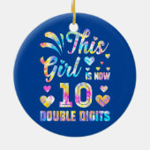 10誕生日ギフトこの女の子は今10倍 セラミックオーナメント (裏面)