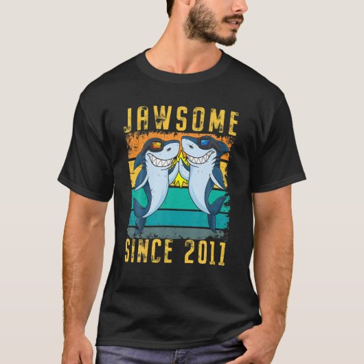 10誕生日サメ2011年より10歳のジャウソーム Tシャツ (正面)