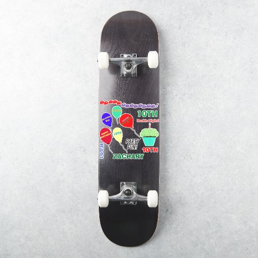 10誕生日男の子カップケーキバルーズビニール シール (スケートボード)