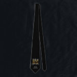 100に良い誕生日を見せる ネクタイ<br><div class="desc">100を良い金ゴールド効果のネックタイに見せる。色を変更できる。美術品。</div>