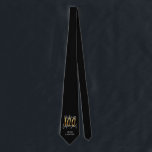 100に良い誕生日を見せる ネクタイ<br><div class="desc">100を良い金ゴールド効果のネックタイに見せる。色を変更できる。美術品。</div>