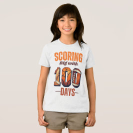 100の学校日で大きく得点 | スポーツテーマ トライブレンドTシャツ