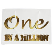 100万の金ゴールドエレガントブラウンタイポグラフィ ラージペーパーバッグ (正面)