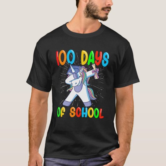 100人の日がユニコーンをだます Tシャツ (正面)