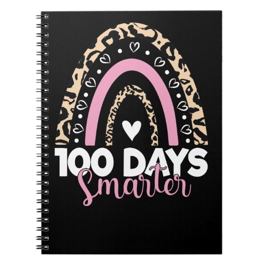 100人の日が学校の虹の100日目を祝うサマーター ノートブック (正面)