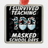 100人生き延びの仮面の学校日 メタルオーナメント (正面)