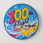 100回目のフライト カラフルな飛行機 旅行のお土産 缶バッジ (正面)