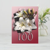 100回目の誕生日パーティーの招待 – 白いユリ 招待状 (スタンド正面)
