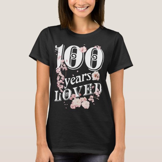 100年おばあちゃん愛100誕生日クルーかわいいM Tシャツ (正面)