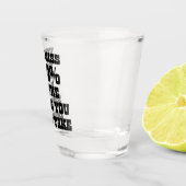 100恋しく思%のショットを取らない ショットグラス (右)