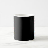 100日の学校で先生のボタンを押す コーヒーマグカップ (中央)