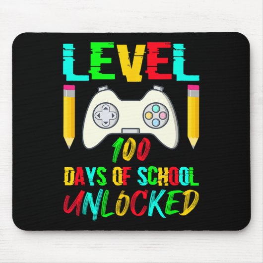 100日の学校のロック解除ゲーマービデオゲーム少年 マウスパッド (正面)
