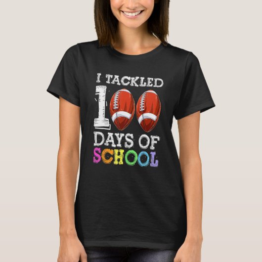 100日の学校の子供のサッカー100日 Tシャツ (正面)