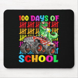 100日の学校の恐竜のモンスタートラック100日 マウスパッド