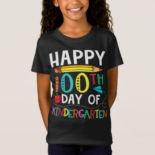 100日の幼稚園 – Happy 100th Day Tシャツ (正面)