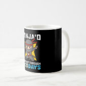 100日をニンジャで乗り切ろう コーヒーマグカップ (正面右)
