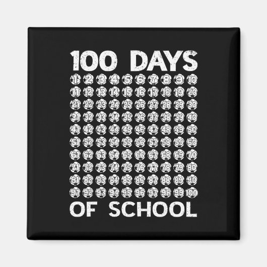 100日を祝うサッカー少年 100日目の学校生活を記念 マグネット (正面)