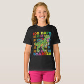 100日を迎えた賢いティラノサウルス 100日記念 学校 Tシャツ (正面フル)